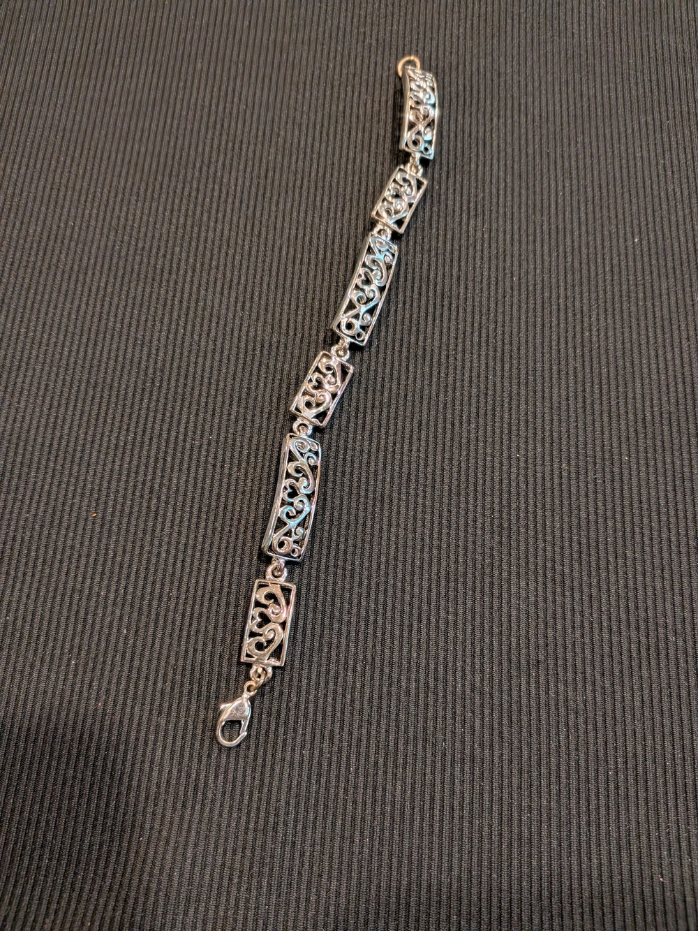 B#4:Filigree Harts Dising Silver Panel Bracelet - Vintage 2006s